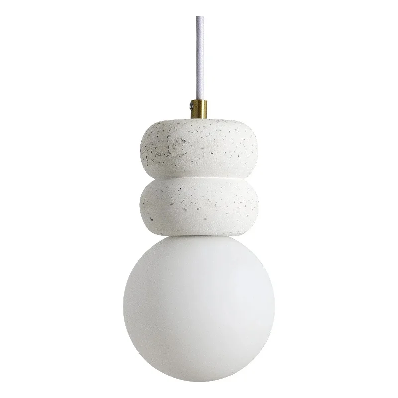 Wireless track lighting for easy installationCANDRA Pendant