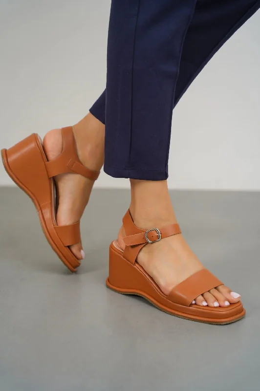 WEDGE MAMA SANDALS