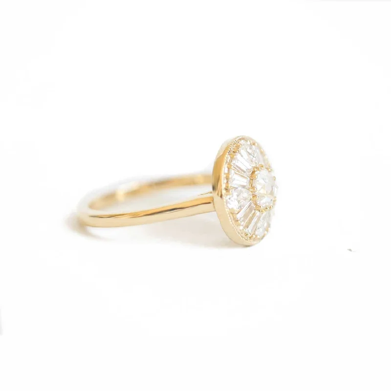 Pear & Round Brilliant Cut Diamond Mosaic Ring