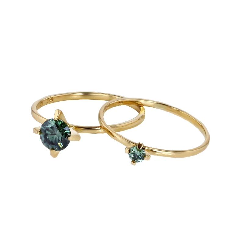 ReMind mini Solitaire 18K Gold Ring w. Green Lab-Grown Diamond