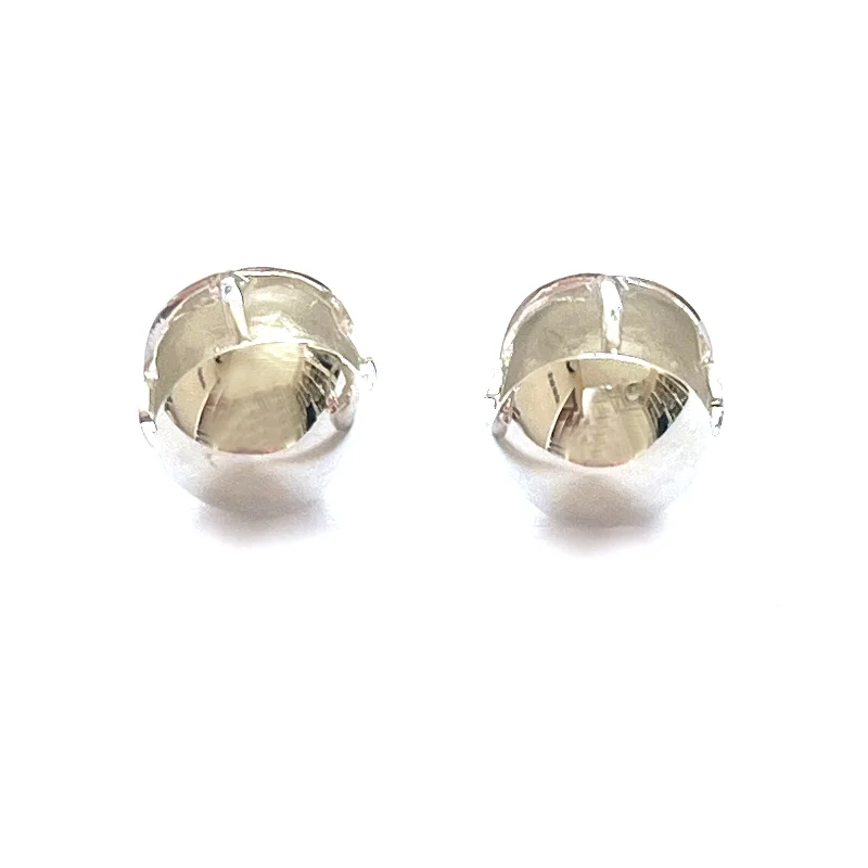 Plain silver ball earring